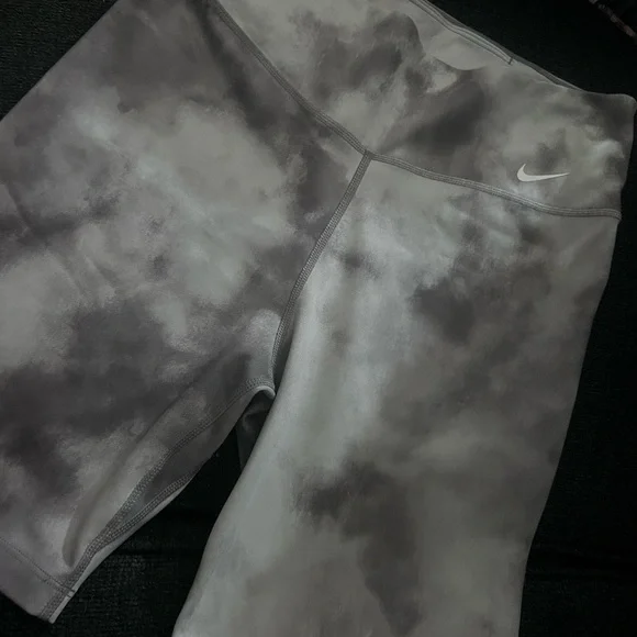 4pc Workout Bottoms Bundle - Picture 5 of 6